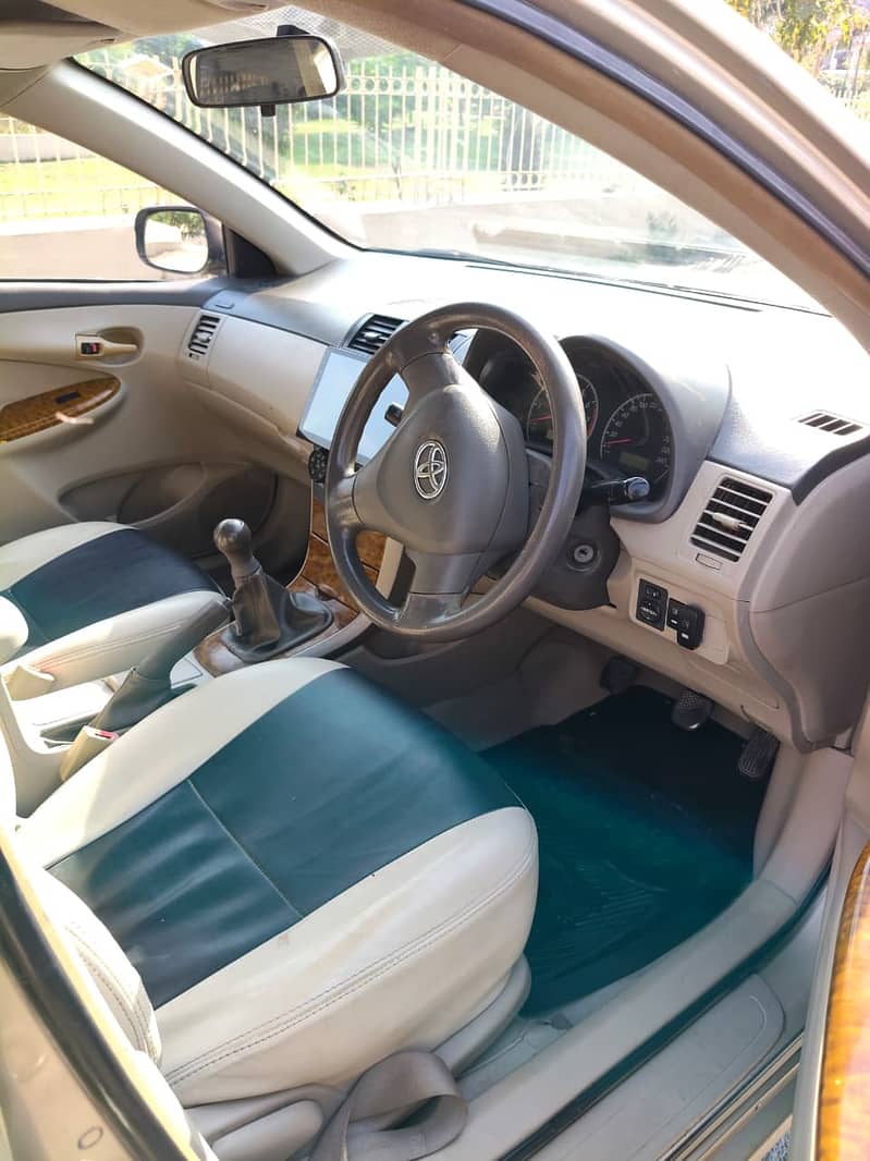 Toyota Corolla GLI Model 2010(Toyota Maintained) 3