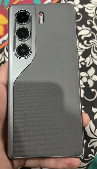 Tecno camon 40 pro urgent sale