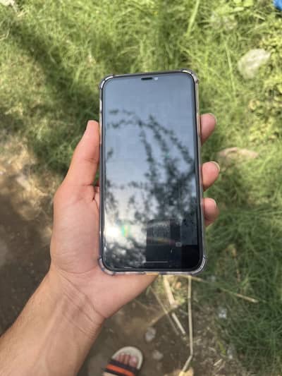 iPhone 11 Pro Max 64 Gb JV beast for gaming and camera also
