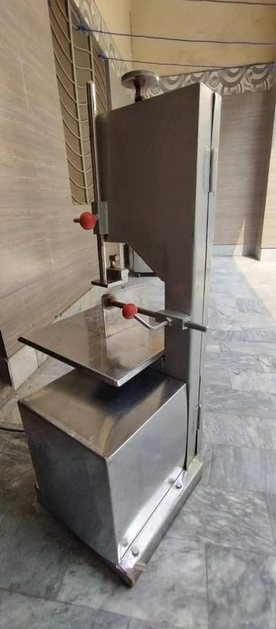 Meat Cutting Machine