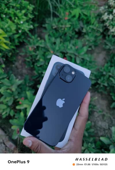 I Phone 13(100% waterPck AirTight Original With box 88% BH Never Boost