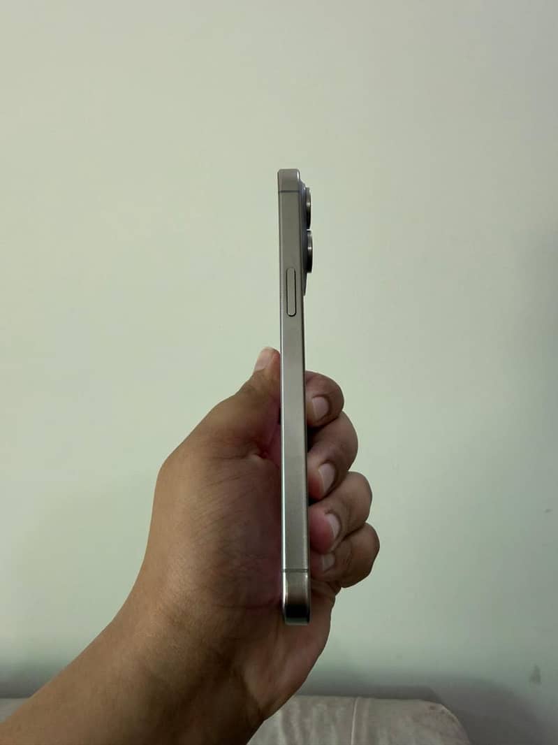 iphone 15 pro max 1