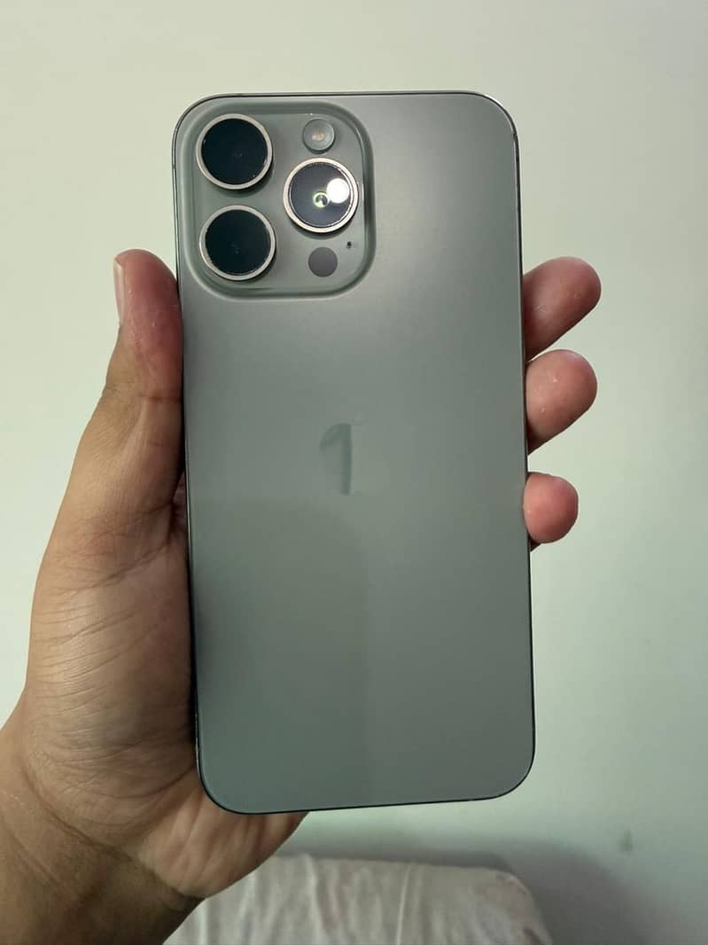 iphone 15 pro max 2