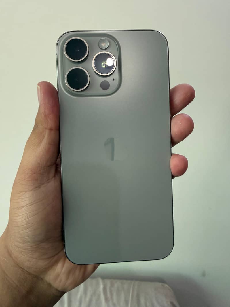 iphone 15 pro max 5