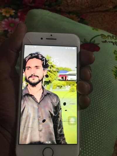 I phone 7 / 128/ GB pta aprroved