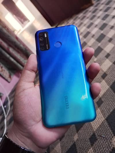 Tecno spark 5 pro 4/64 only mobile Whatsapp 03152715712