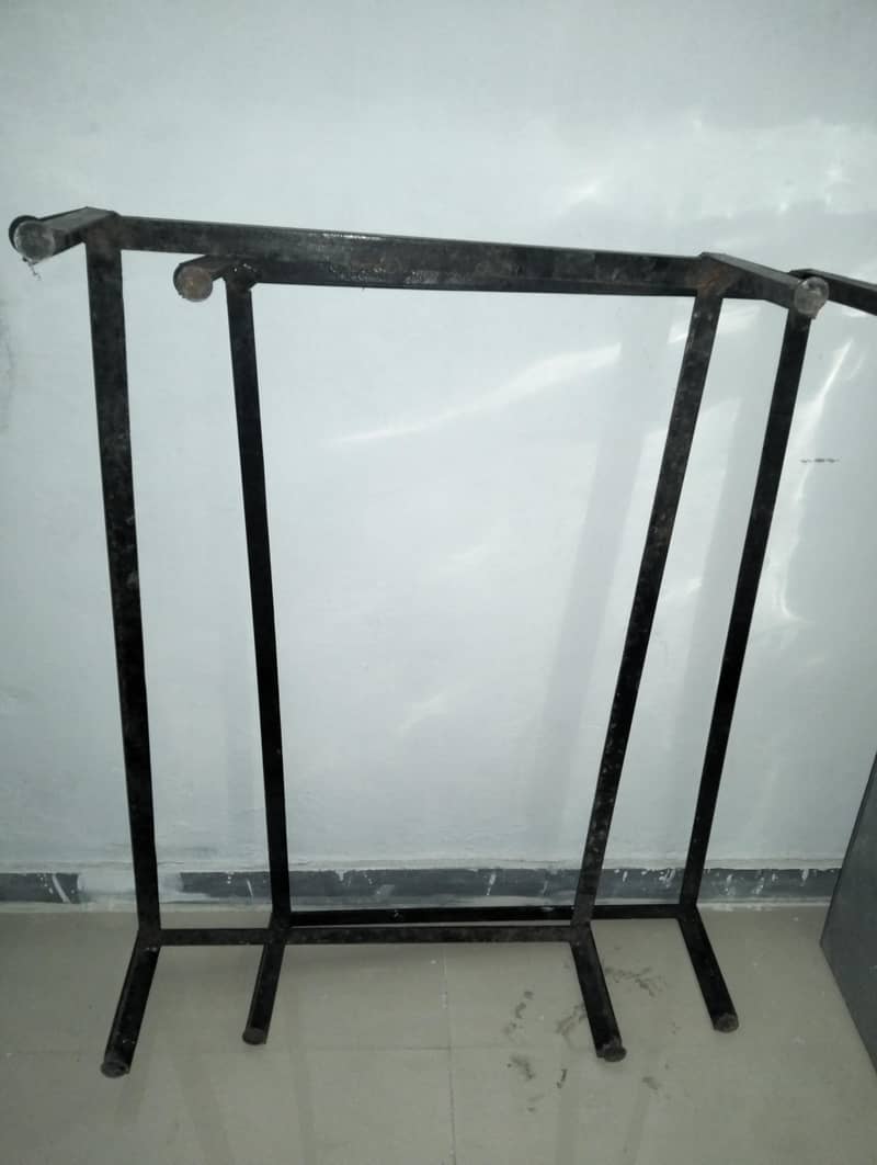 small trunks with frames 2