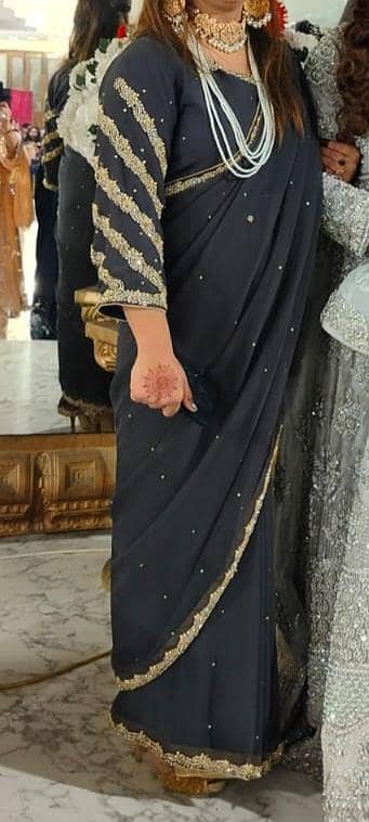 saree dark grey
