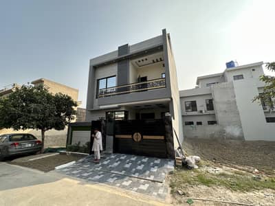 5 Marla Brand New House
