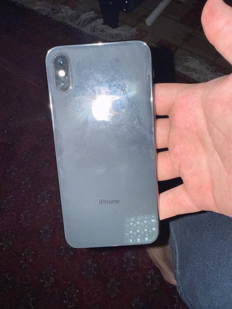 XS iPhone 1