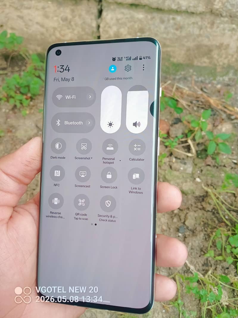 One plus 10 pro 1