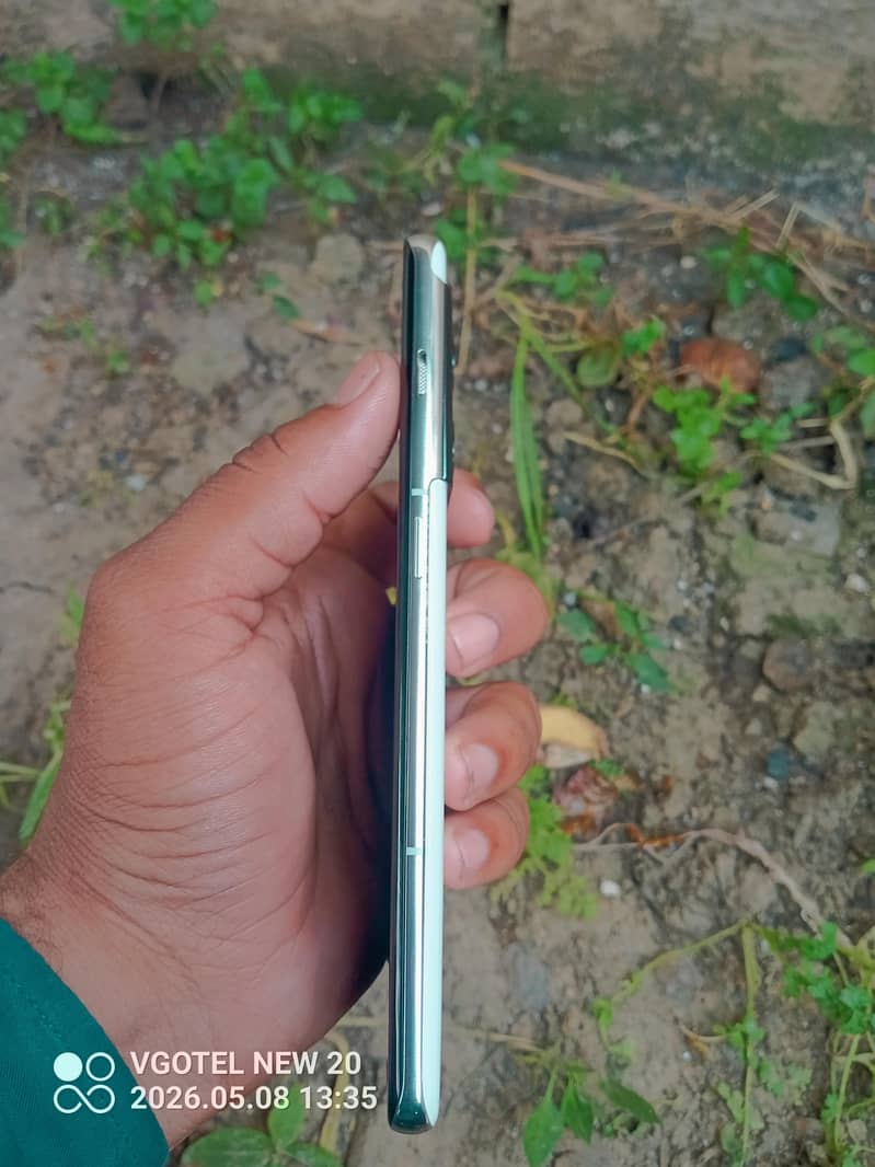 One plus 10 pro 8