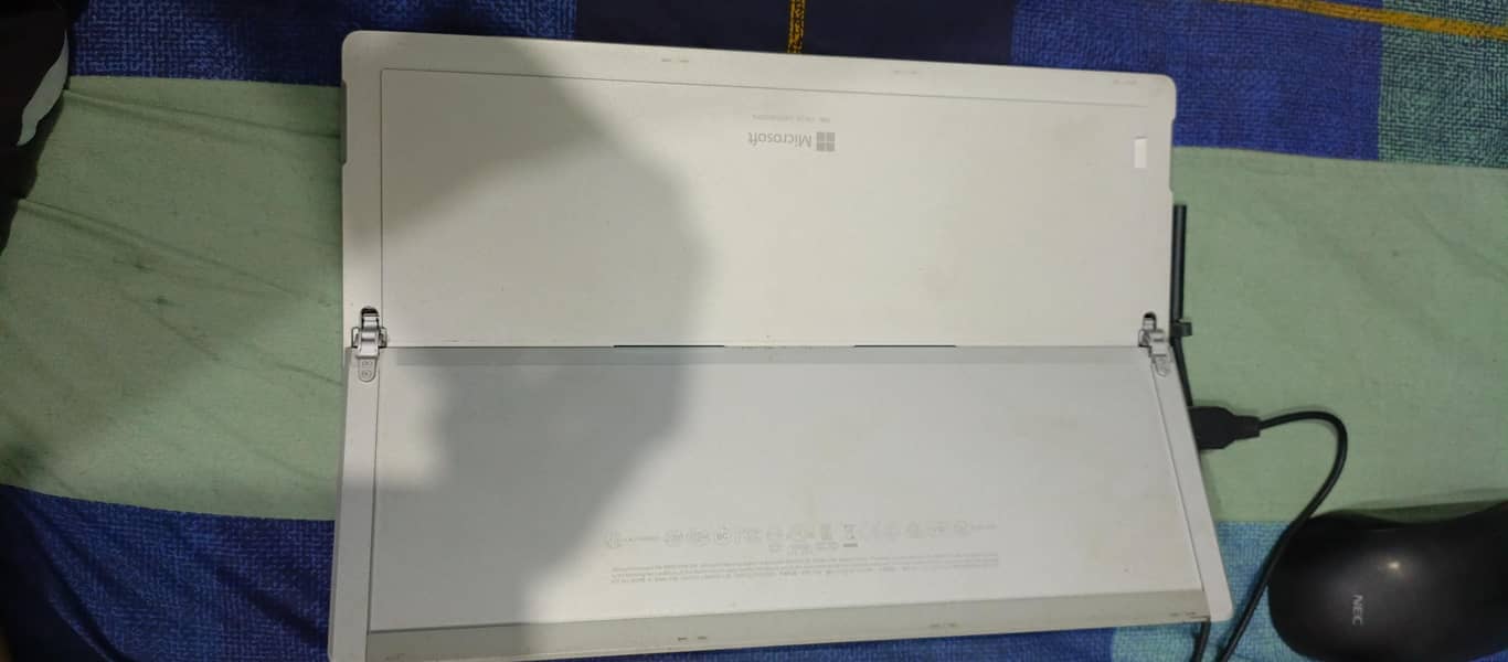 Surface Laptop i5 2