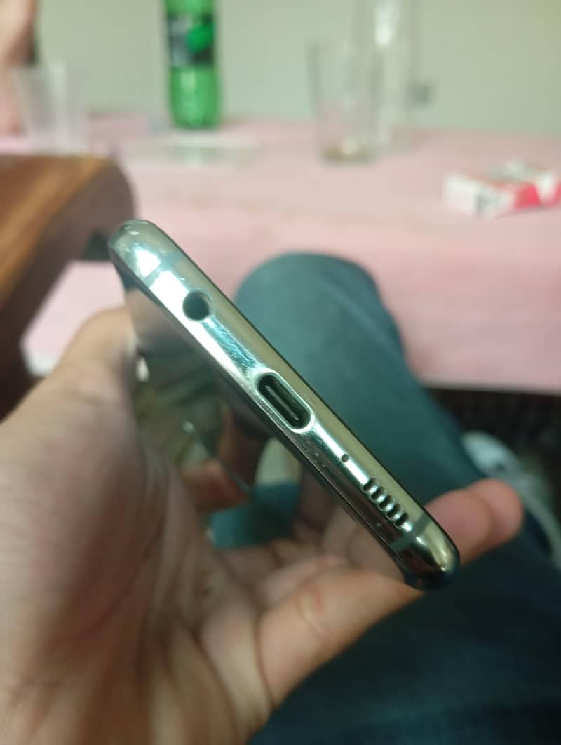 Samsung s10e 1