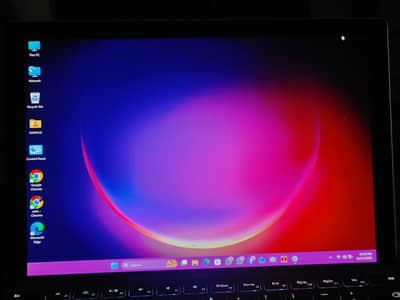 Microsoft Surface pro 7 Touch screen i5 10th with keyboard