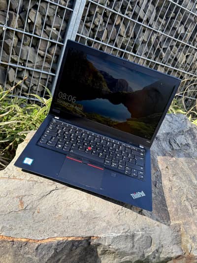 Lenovo ThinkPad T490s Touch Screen | Fresh German Corporate Unit