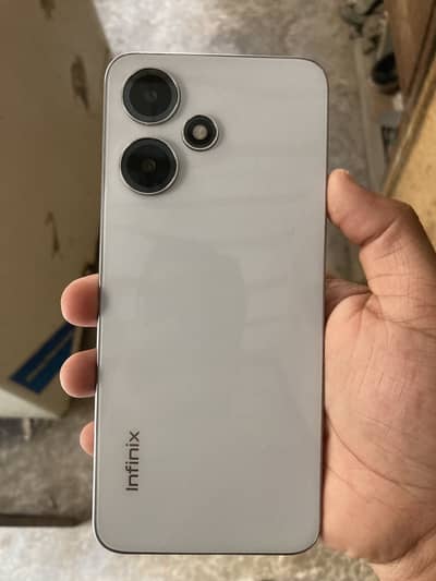 Infinix Hot 30 Play