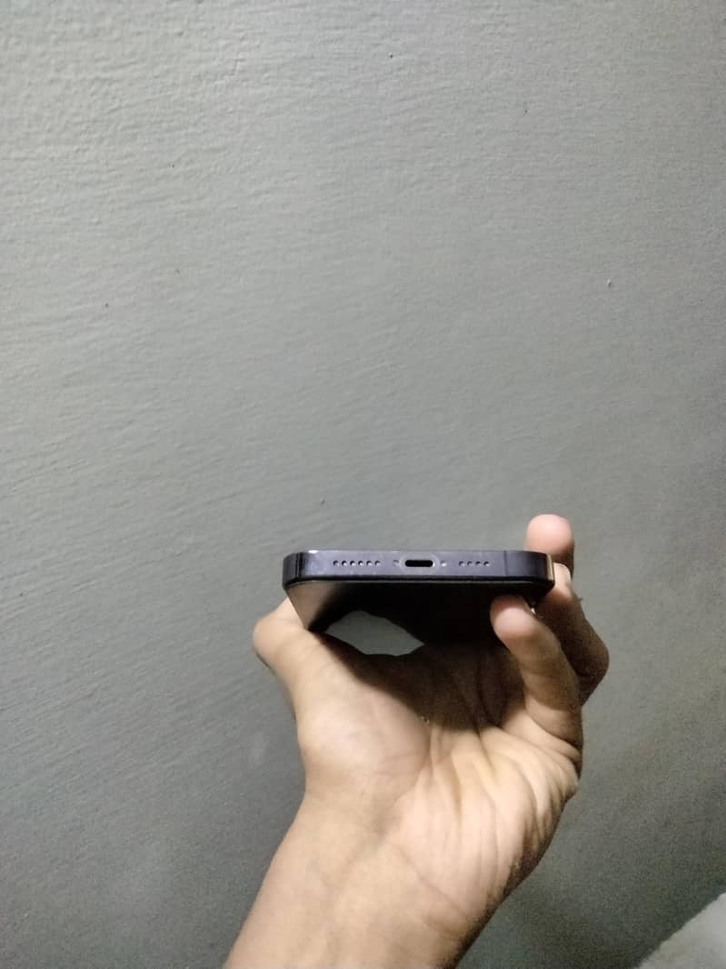 Iphone 14 pro max 5