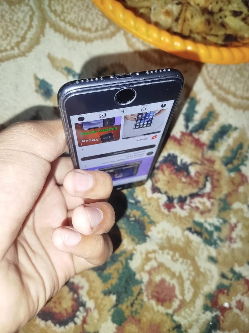 iphone 8 (read add) 5