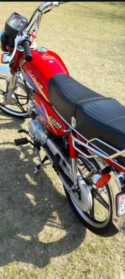 Honda CD 70 cc bike urgent for sale