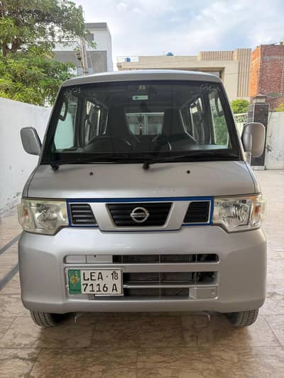 Nissan Clipper 2013