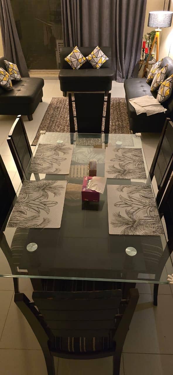6seats dining table 0