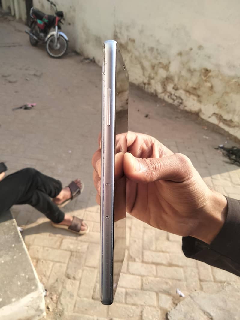 a8 plus exchange possible 8