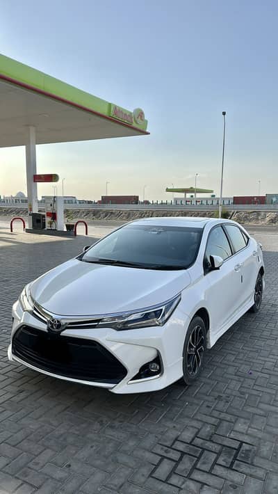 Toyota Corolla Altis Grande X 1.8 Black Interior