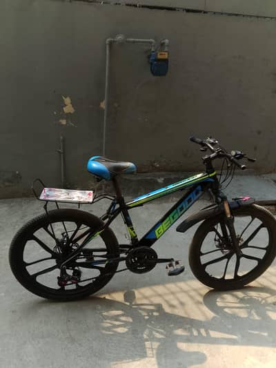 sakhs wali achy condition ma cycle ha smooth cahlaty ha