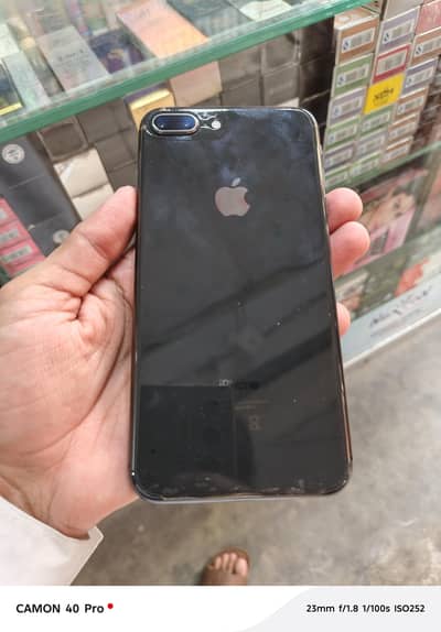iphone 8plus 64GB pta approved