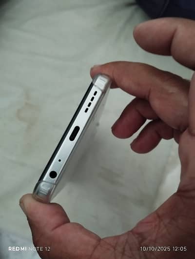 Infinix hot60i like brand new 2 months use