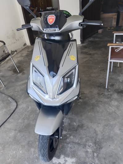 Scooty thrill pro