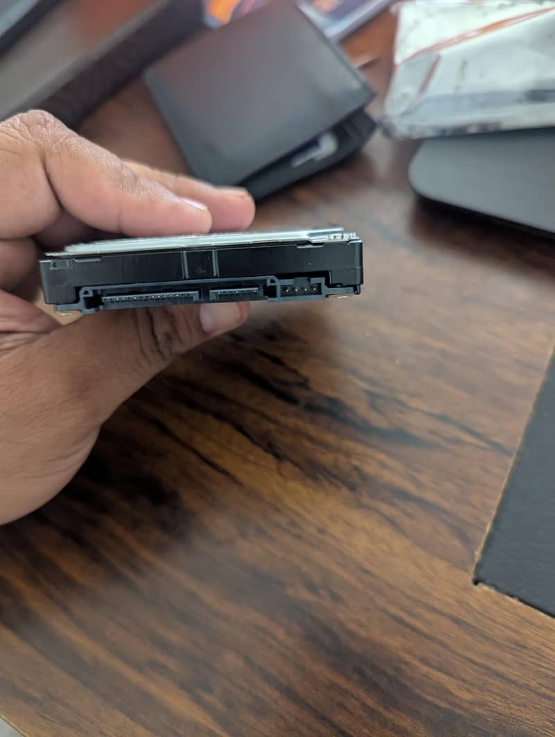 Hard Drive / Hard Disk 9