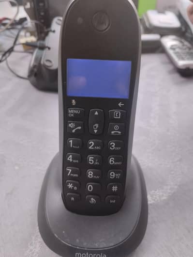 Motorola C1001LA Digital Cordless Phone - Excellent Condition