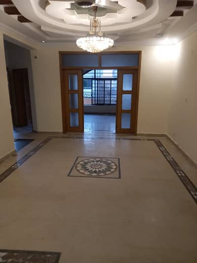11 marla upper portion available for rent in bahria town phase 5