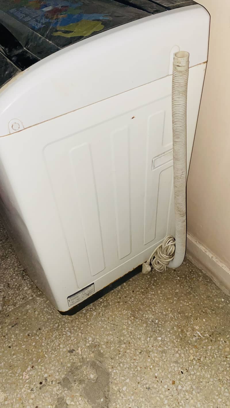 Dawlance Fully Automatic Washing Machine 2