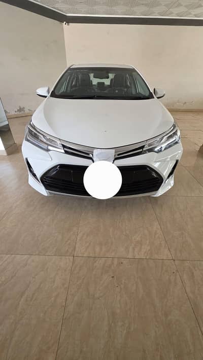 TOYOTA GRANDI X 2025 LAST MONTH only 9600 driven