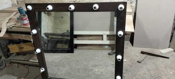 New mirror fram