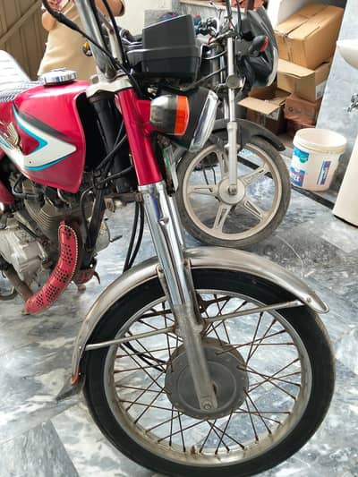 125 motor cycle