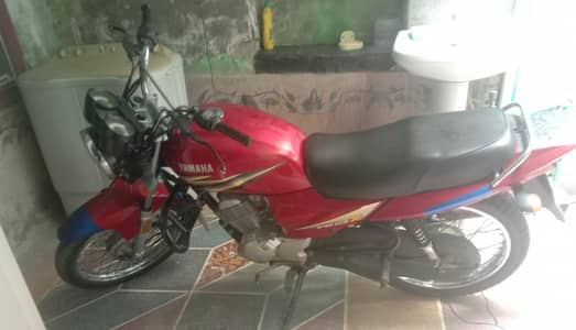 Yamaha YB 125Z