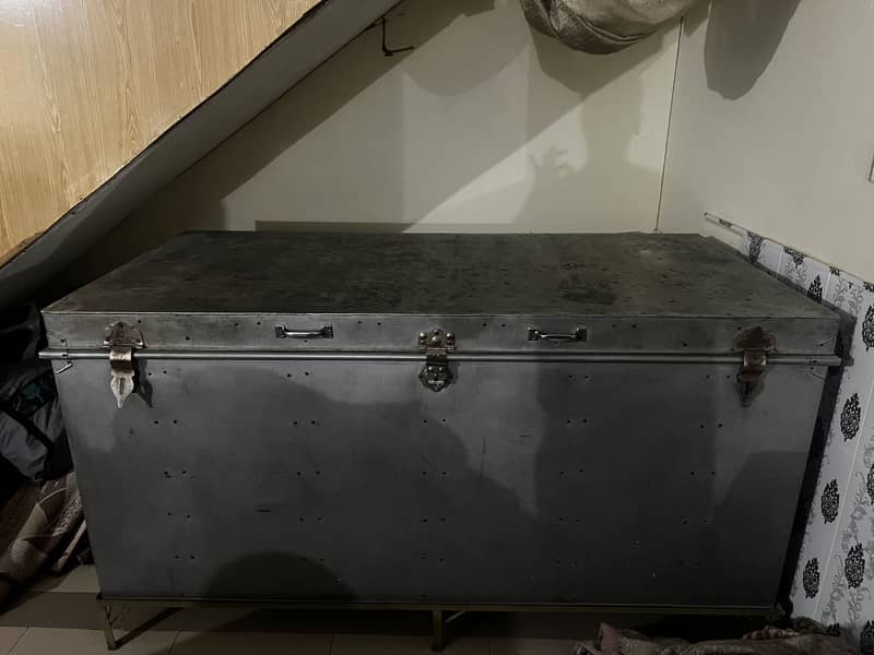 Storage Trunk 0