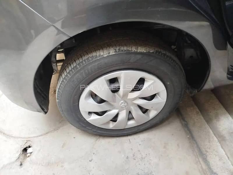 Vitz car 10
