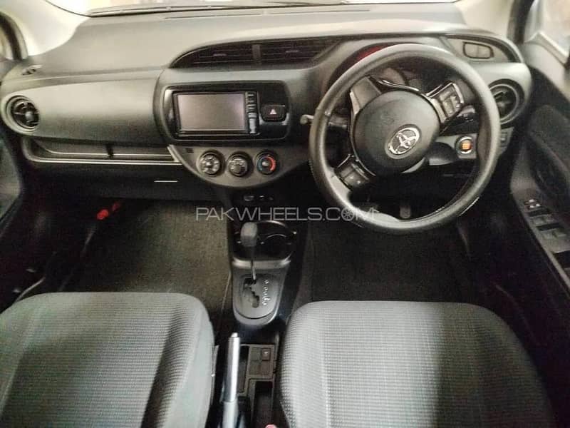 Vitz car 12