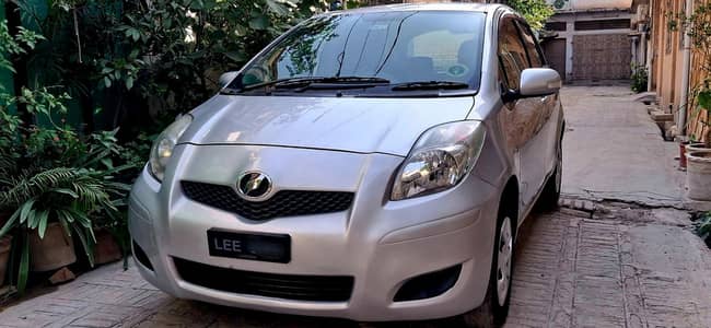Toyota Vitz 1000cc