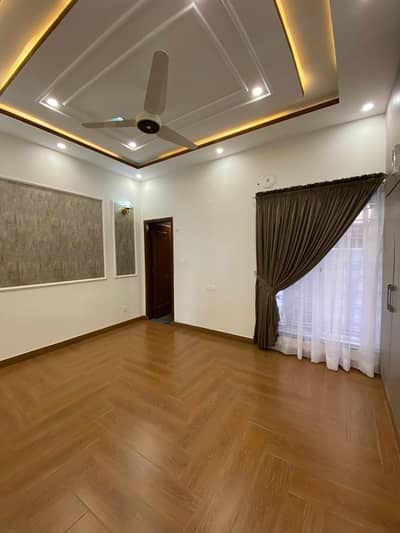 10 Marla Upper Portion for Rent Ideal for Female / Couple