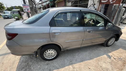 Honda city 2004