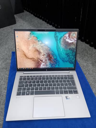 HP ZBOOK FIRFLY 14u G9 MOBILE  WORKSTATION