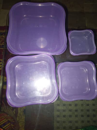 4 piece food factory