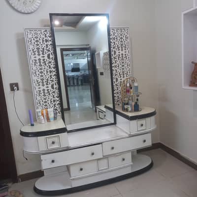 bedroom furniture