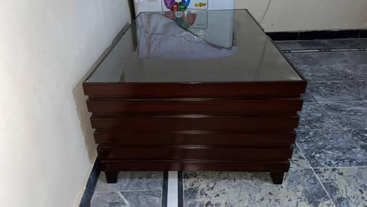 Beautiful brand new luxury coffee table